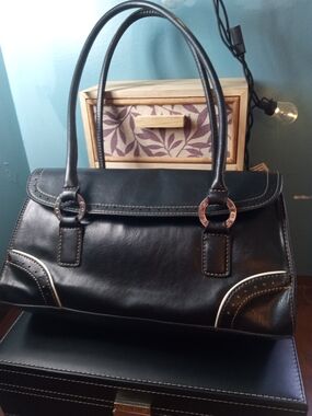 Tommy Hilfiger Black Satchel with Contrast Piping